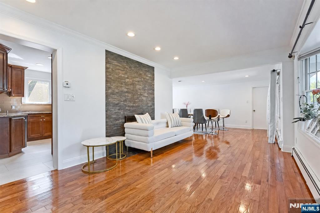 64 Spring Valley Road
