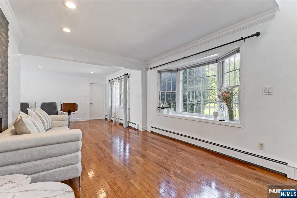 64 Spring Valley Road