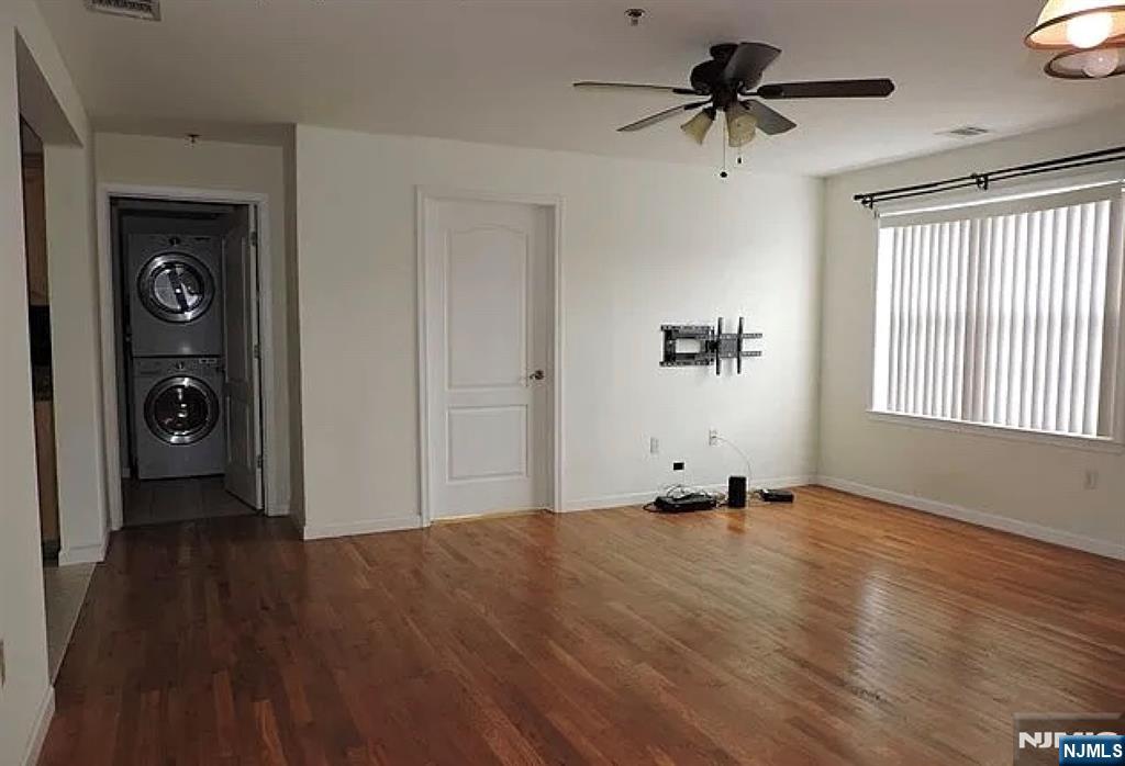 241 Union Street 301