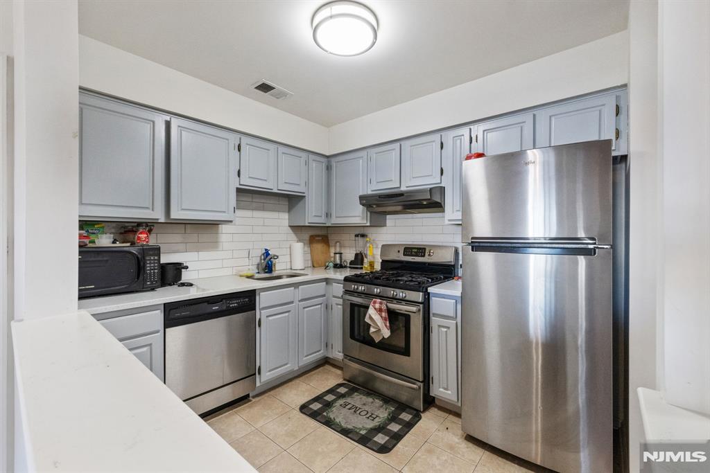 1131 Waterford Drive