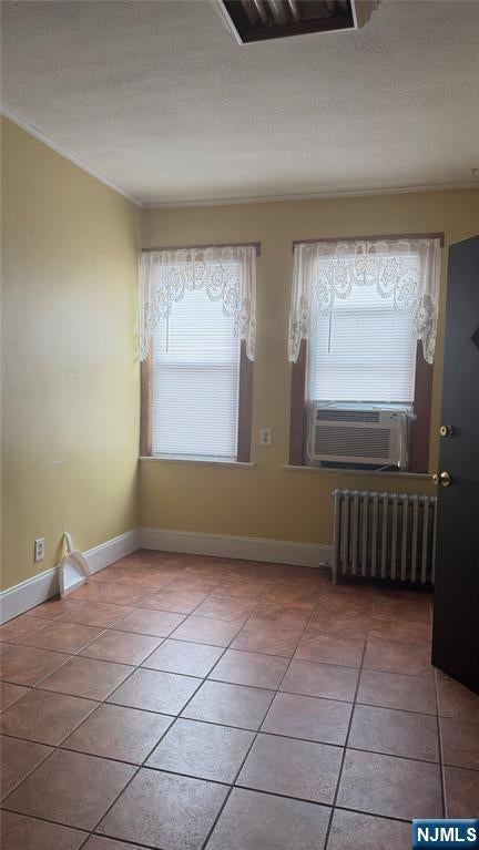 806 Roselle Street