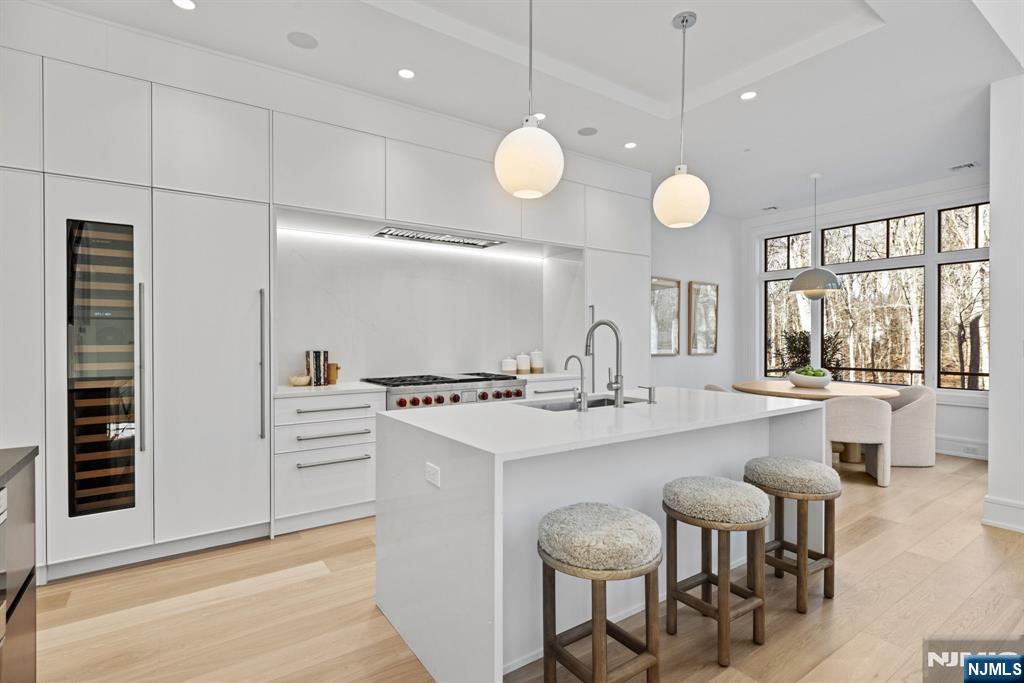 11 Stone Bridge Court