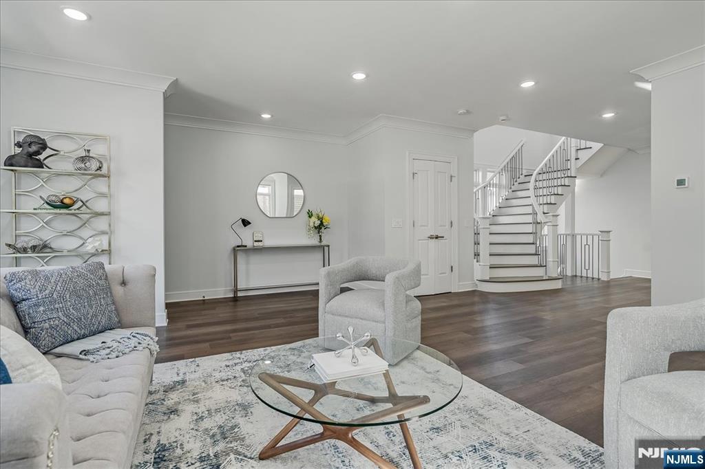 37 Winterburn Place