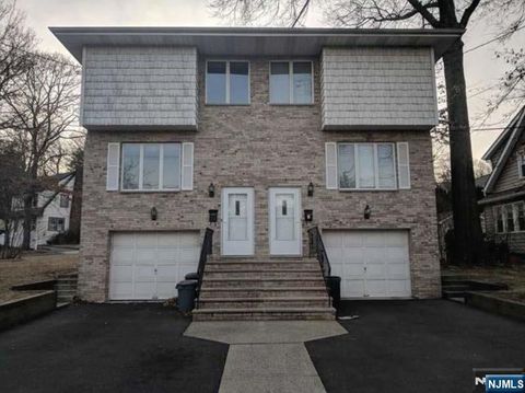 Photo of 250 Union St #B, Ridgewood Village, NJ 07450 (MLS # 26003448)