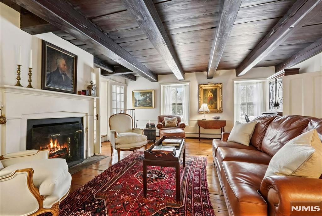 164 E Saddle River Road