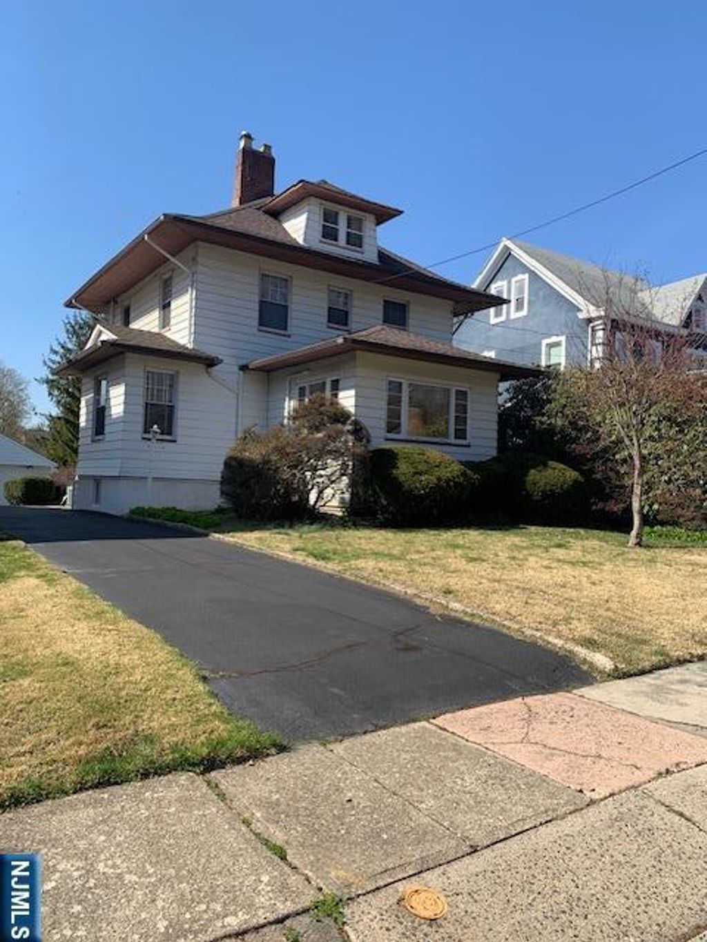 Photo of 415 Hillside Avenue, Clifton, NJ 07110 (MLS # 26013097)