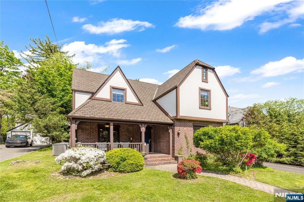 Photo of 340 Broad Avenue, Englewood, NJ 07631 (MLS # 26017015)