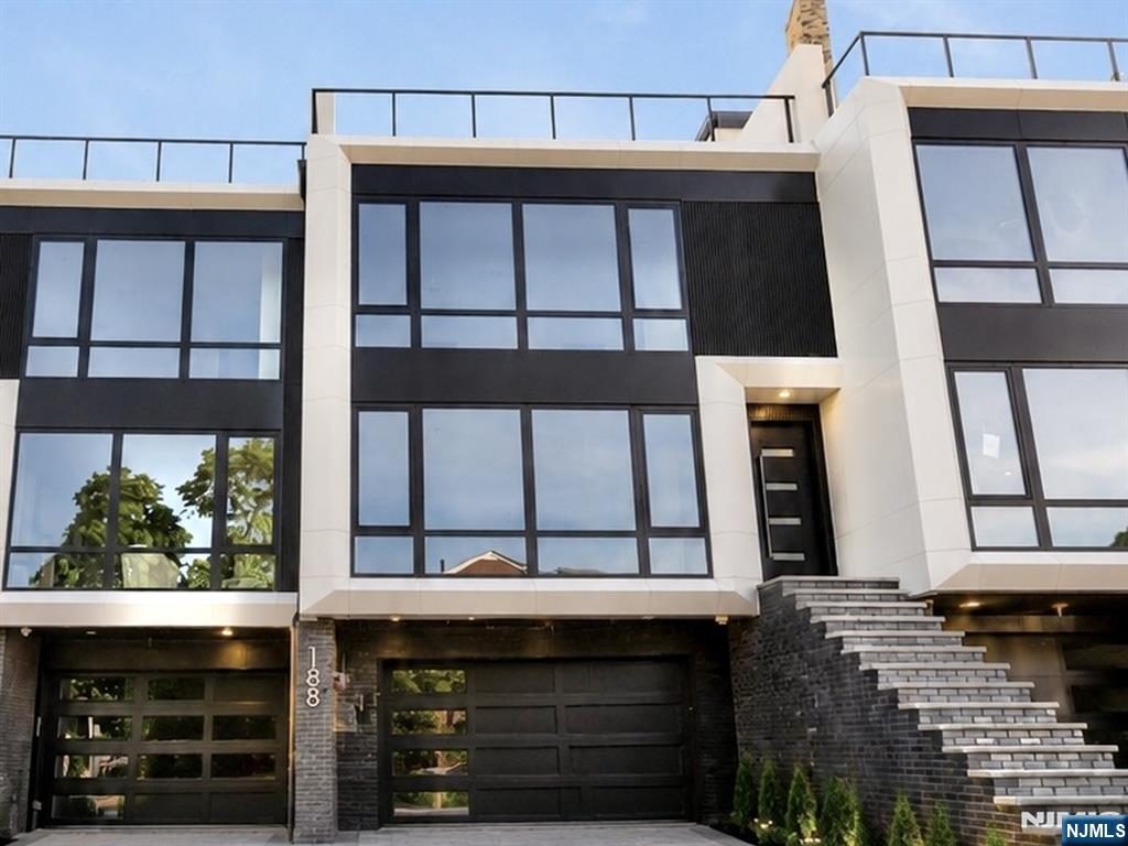2337 5th Street