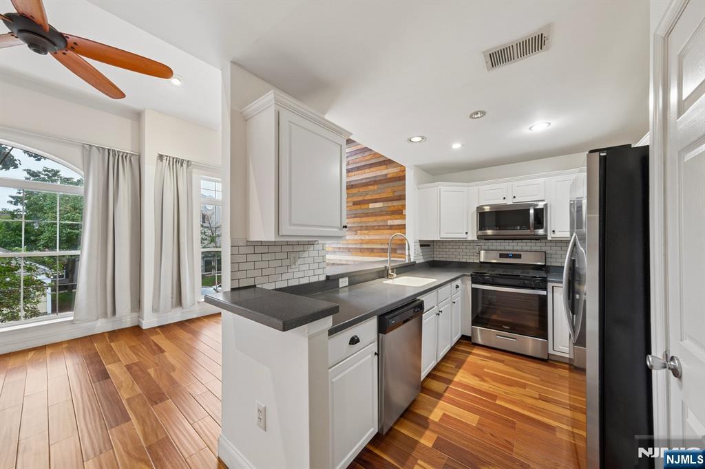 135 Riverwalk Way