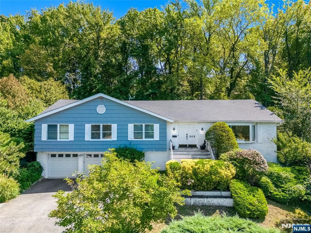 Photo of 505 Adele Court, Englewood, NJ 07631 (MLS # 25033285)