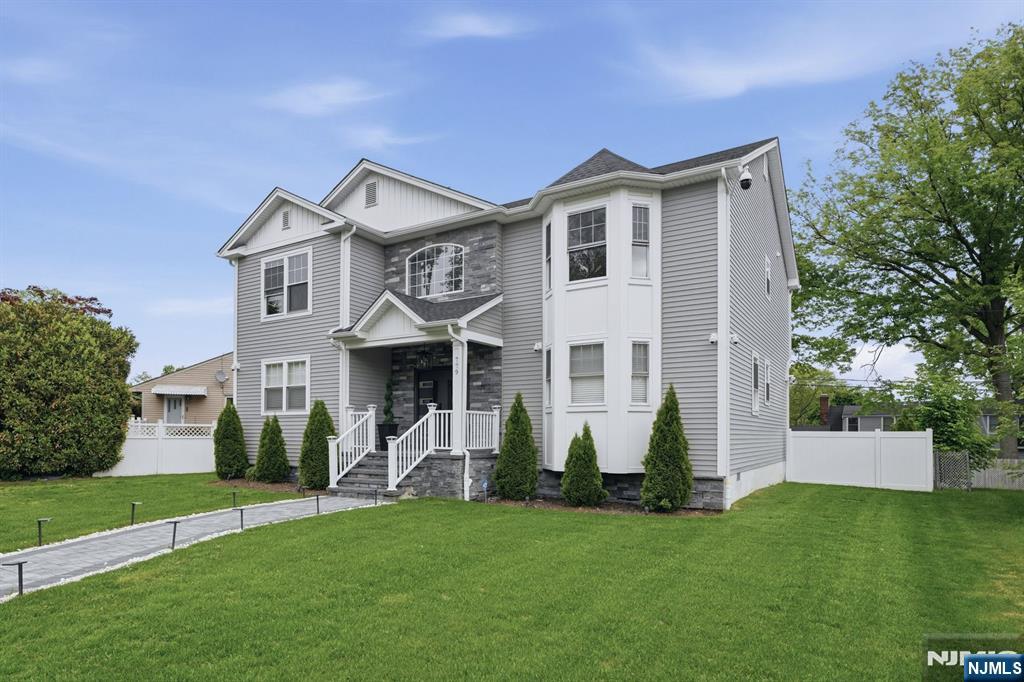 779 Roessner Drive