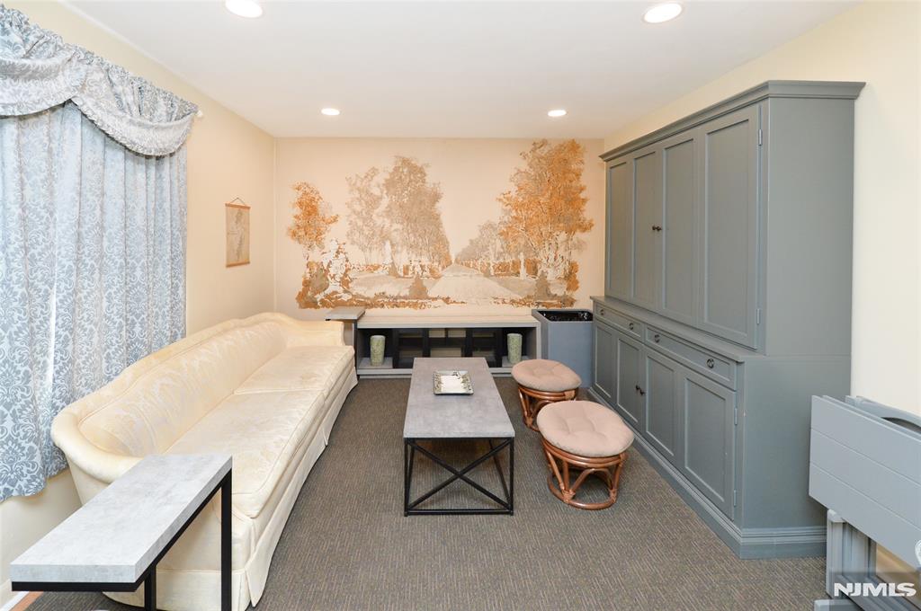421 Hegi Drive