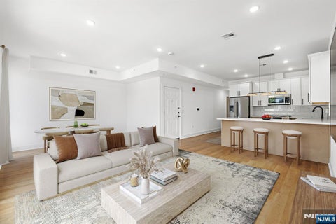 Photo of 1001 Summit Avenue #3, Jersey City, NJ 07307 (MLS # 26035434)