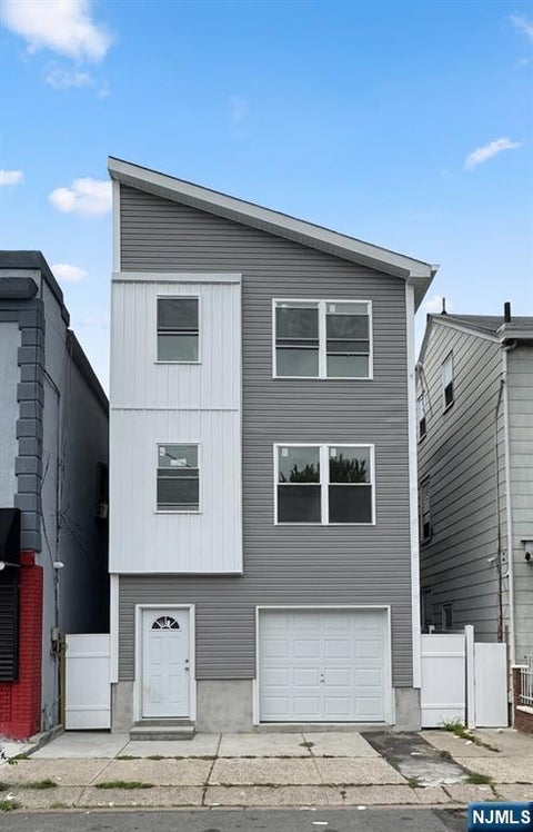 Photo of 190 Beech Street, Paterson, NJ 07501 (MLS # 26034419)