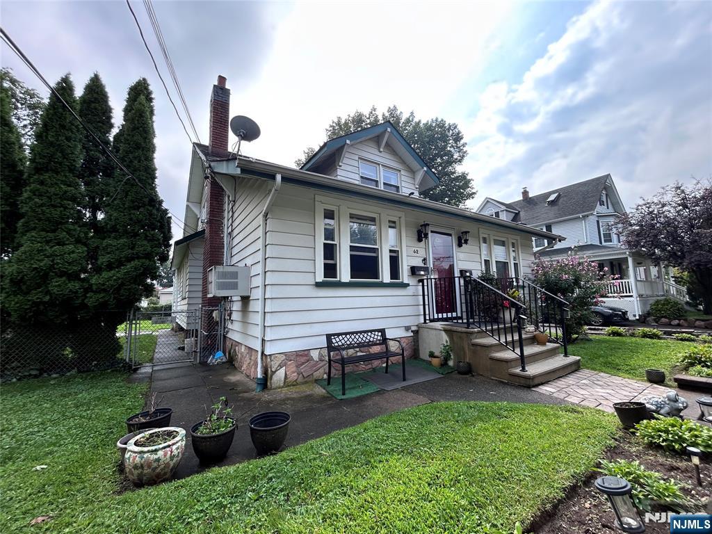 62 Tuxedo Avenue