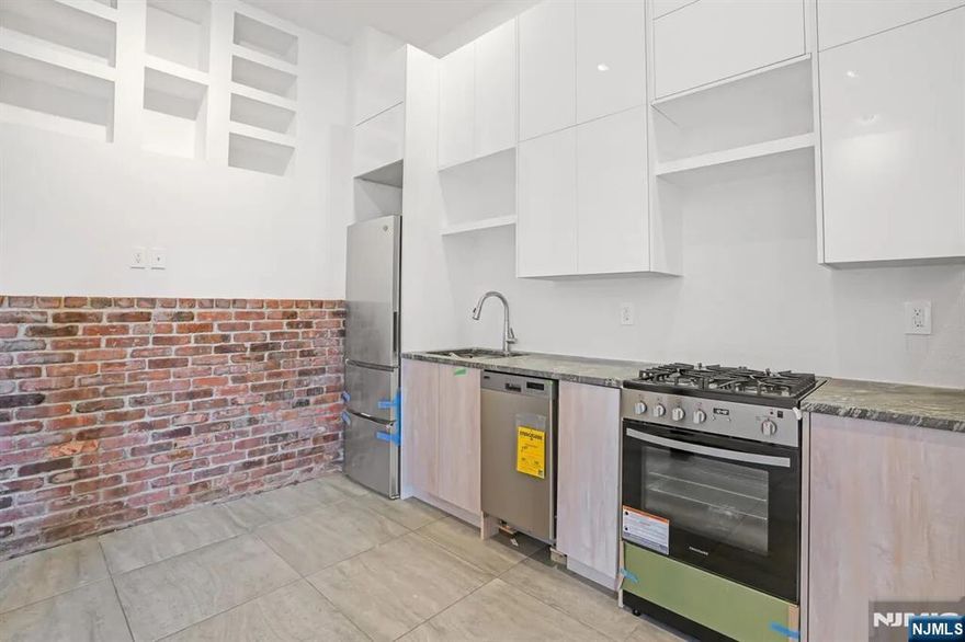 This 1,100 sq ft first floor unit offers 2 bedrooms and 2 full bathrooms in a well-maintained multi-family home. Located at 9009 Riverside Pl, First Floor, this bright and comfortable space features an open layout, generous room sizes, and great natural light. Perfect for commuters, the home is just moments from express transportation to NYC, ferry, major highways, and walking distance to nearby shops, dining, and waterfront parks.