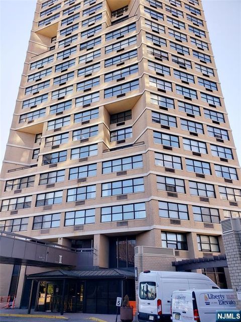 7002 Boulevard East 6R Guttenberg NJ 07093