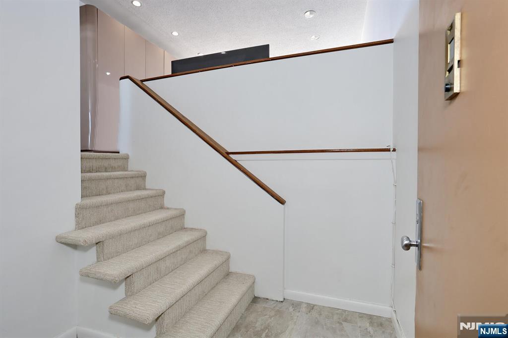 3 Horizon Road 1432