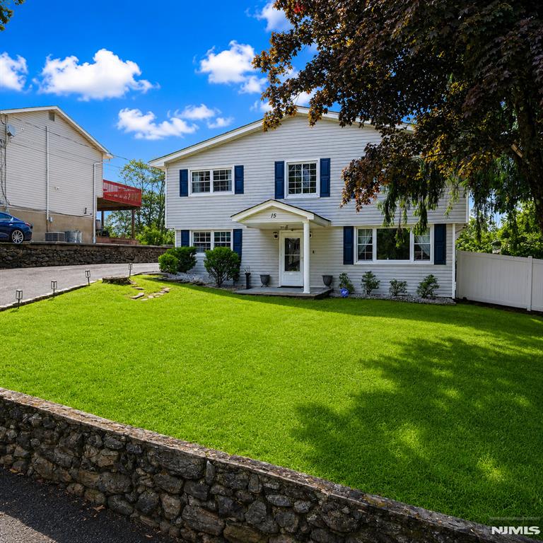 15 Musconetcong Avenue