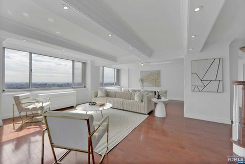 1600 Parker Avenue 20-21C Fort Lee NJ 07024