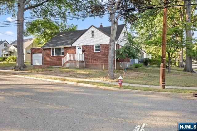 287 Tietjen Avenue