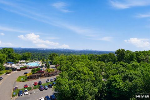Photo of 1 Claridge Drive #1026, Verona, NJ 07044 (MLS # 26023113)