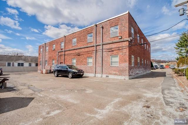 101 West Street Suite 18