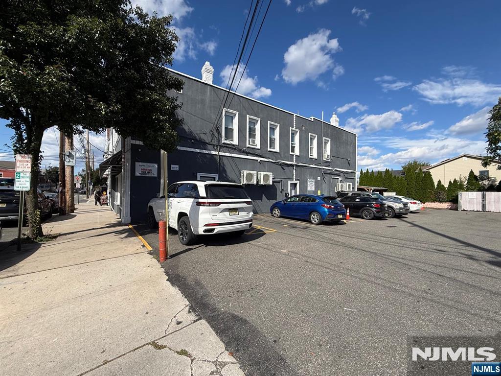 608-616 Van Houten Avenue