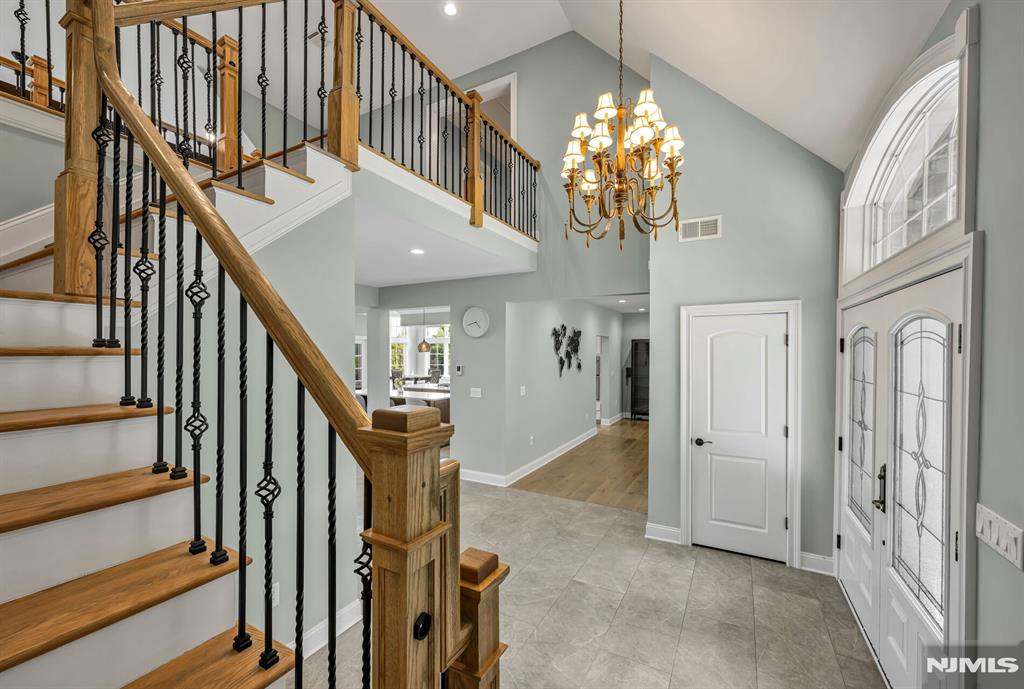 5 Vernon View Drive