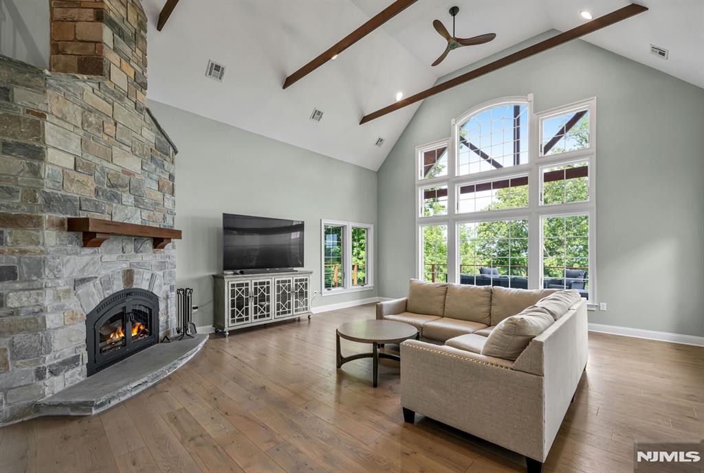 5 Vernon View Drive