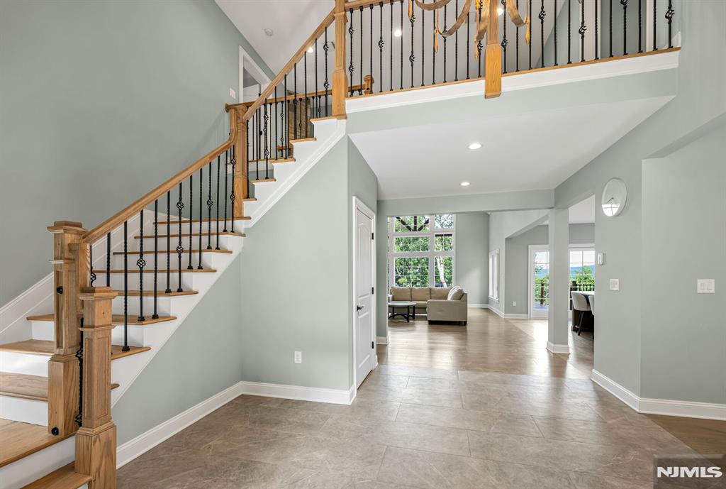 5 Vernon View Drive