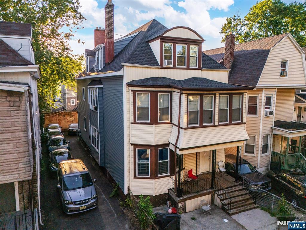 23 17th Street