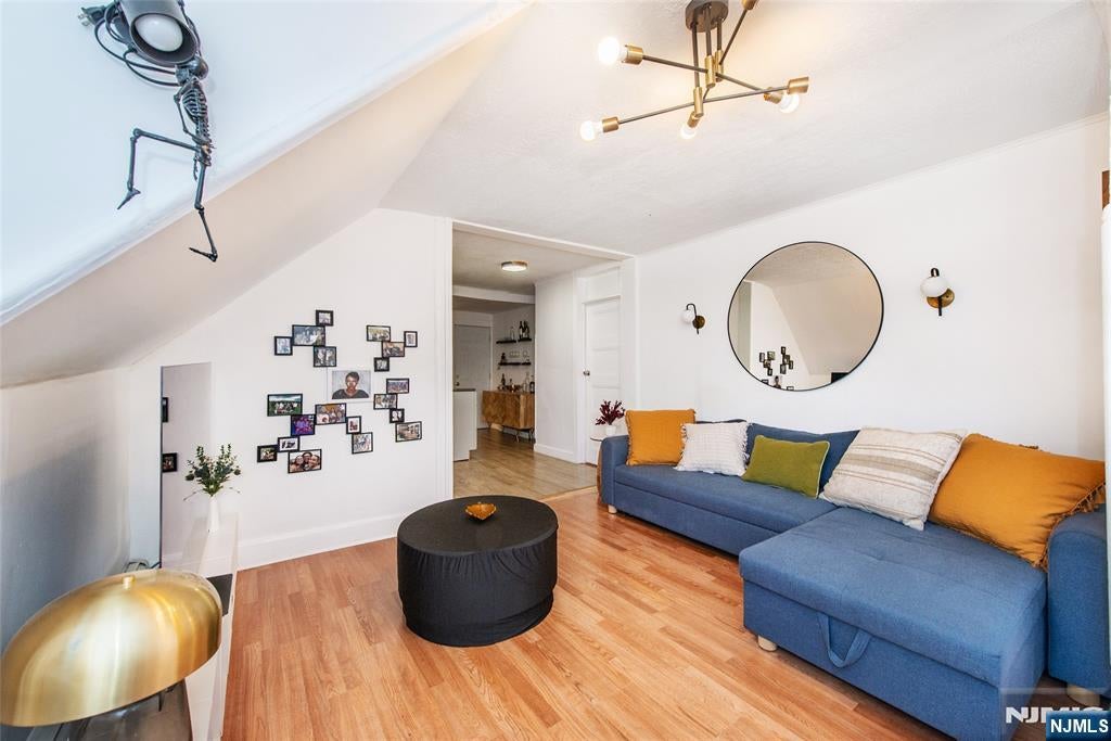 23 17th Street