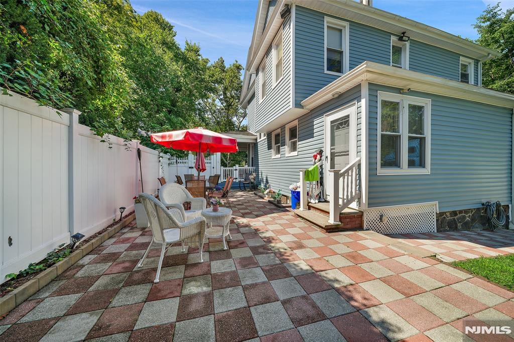 103 Fort Lee Road