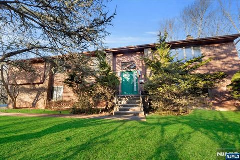 Photo of 325 High Street, Closter, NJ 07624 (MLS # 26007552)