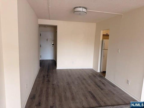 Photo of 240 Anderson ST #4i, Hackensack, NJ 07601 (MLS # 26030326)
