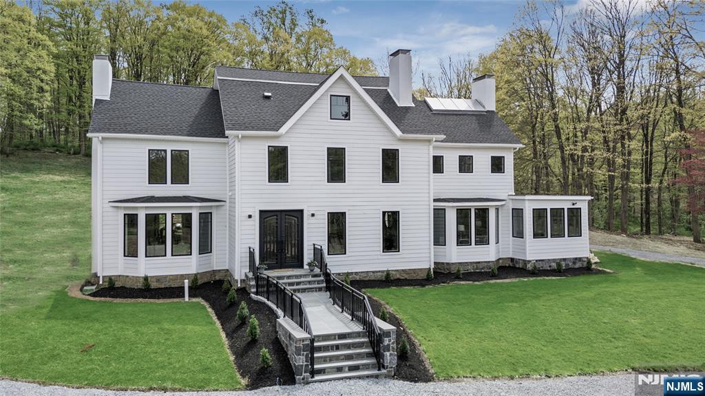 284 Mendham Road