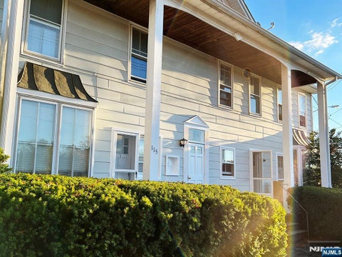 Photo of 115 Allendale Ave #4, Allendale, NJ 07401 (MLS # 26032753)