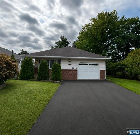 Photo of 1813 Yorktowne Boulevard, Other Areas, NJ 08753 (MLS # 26032936)