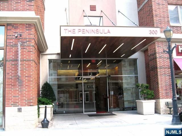 Rental Property at 3407 City Pl, Edgewater, New Jersey - Bedrooms: 1 
Bathrooms: 1 
Rooms: 3  - $2,700 MO.