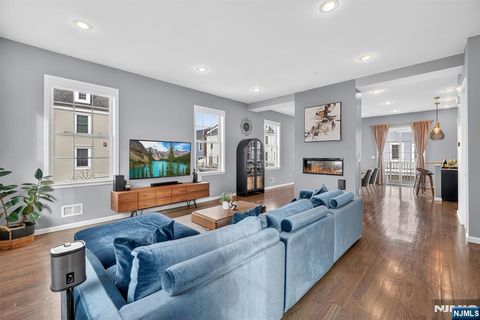 48 Roosevelt Drive Wood Ridge NJ 07075