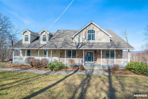 101 Coventry Way, Ringwood, NJ 07456 - #: 25007990