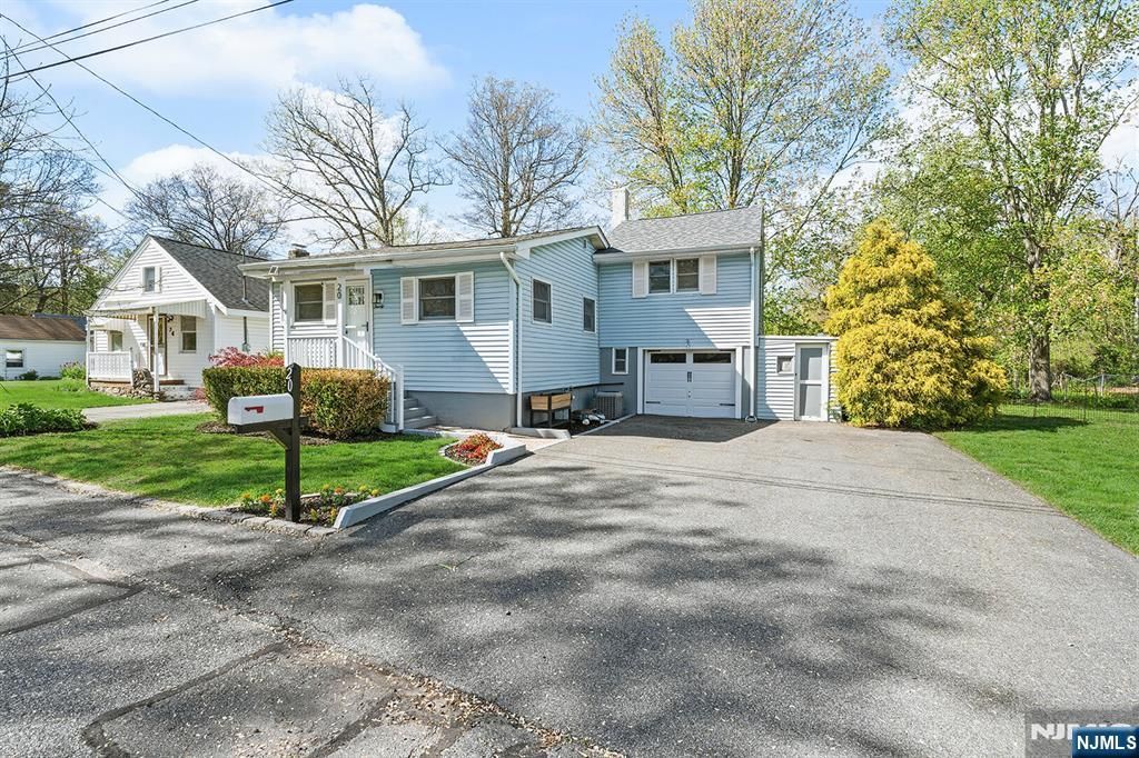 Photo of 20 Madelyn Avenue, West Milford, NJ 07480 (MLS # 26015906)