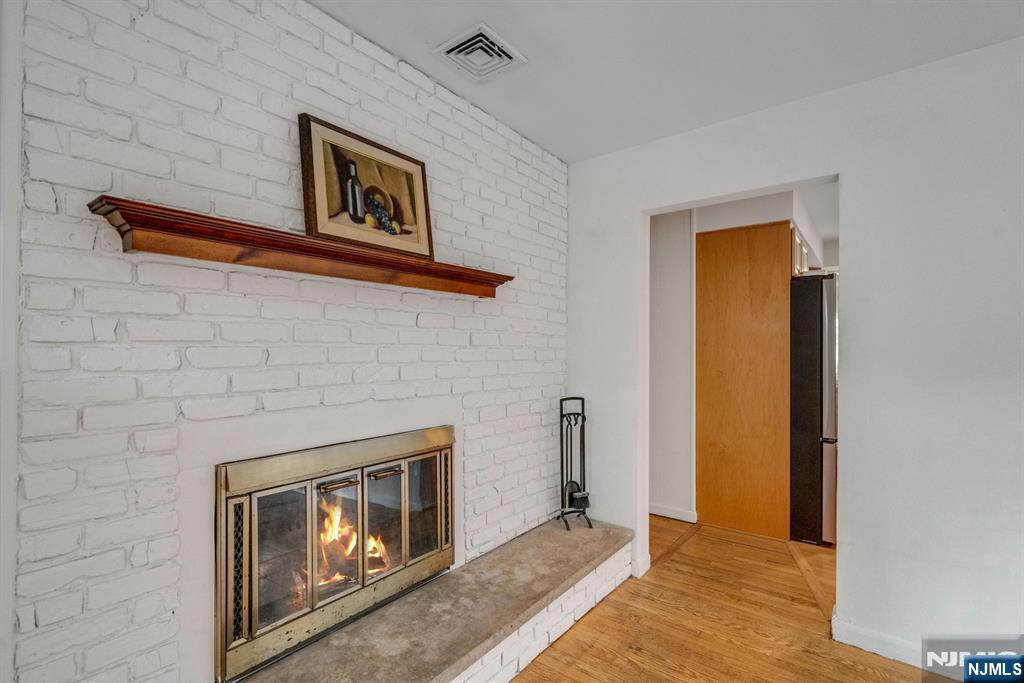 14 Mohawk Avenue