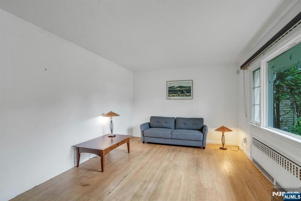 14 Mohawk Avenue
