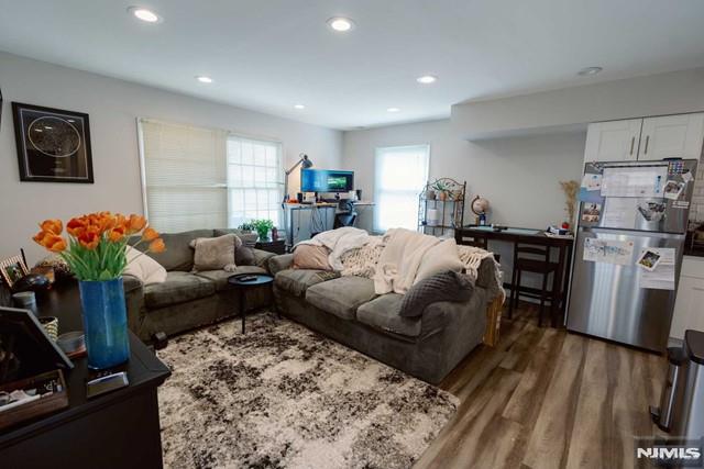 295 Park Avenue Unit 1