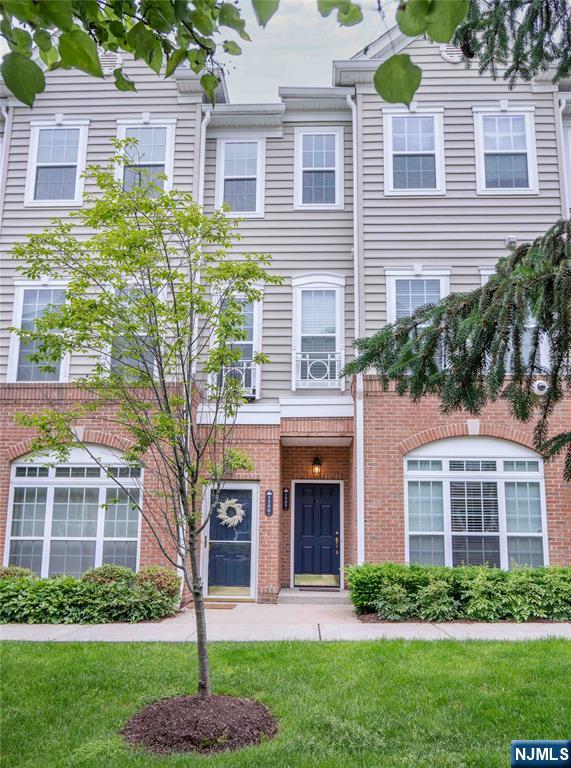 1307 Hamilton Street 1307
