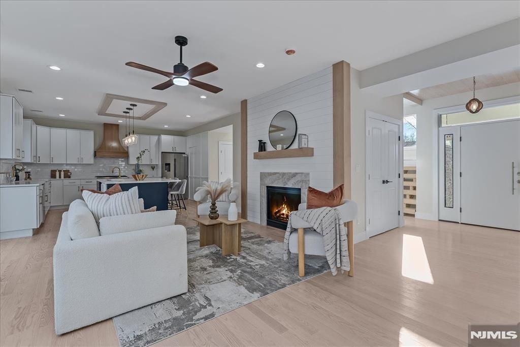 Photo of 424 Lake Shore Drive, West Milford, NJ 07421 (MLS # 25041899)