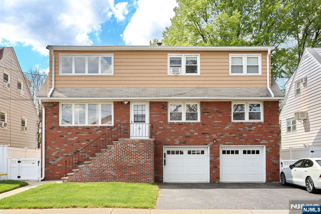 Property for Sale at 25 Joseph Street, Little Ferry, New Jersey - Bedrooms: 6 
Bathrooms: 3 
Rooms: 11  - $750,000