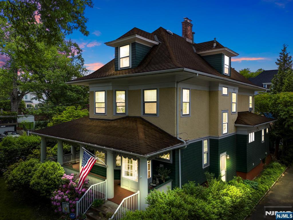 Photo 1 of 112114 Heller Parkway, Newark, New Jersey, $748,888, Web #: 325018076